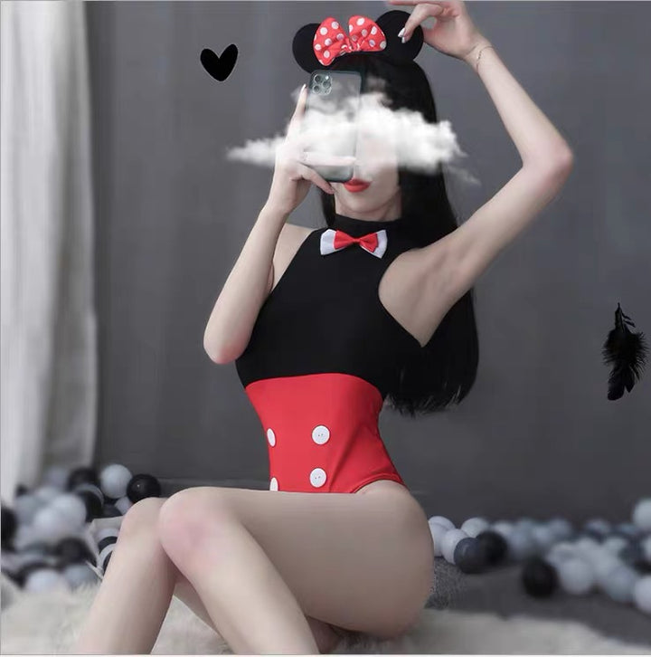 MINNIE MOUSE